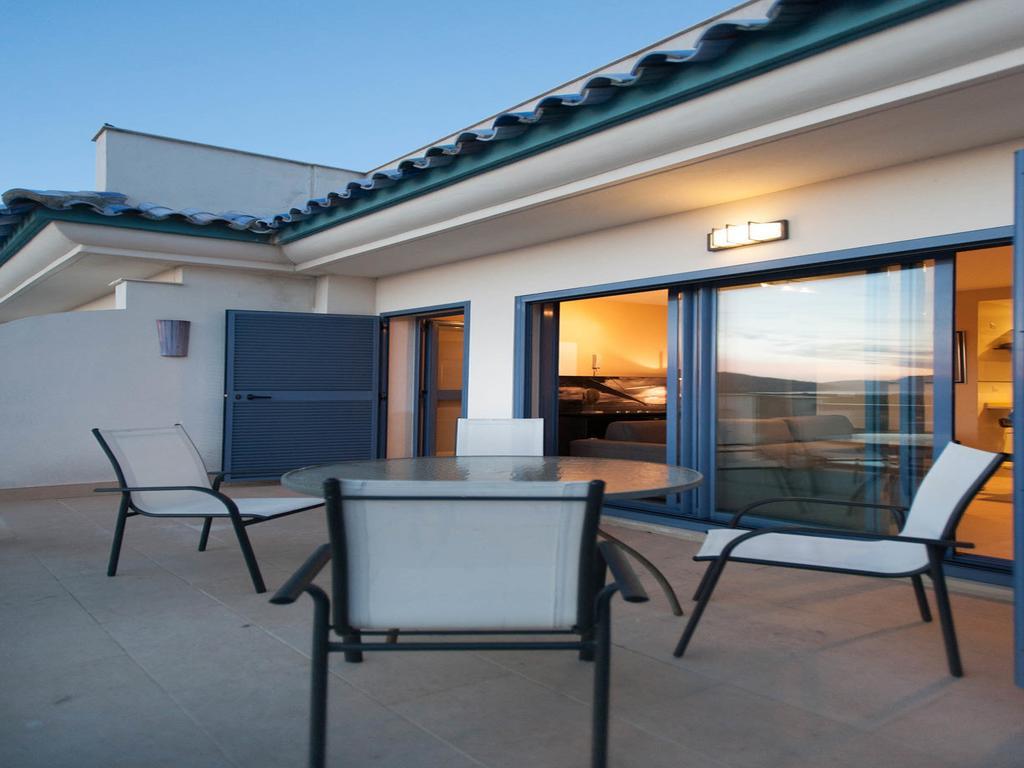Livingtarifa Apartamento La Isla Apartment Екстериор снимка